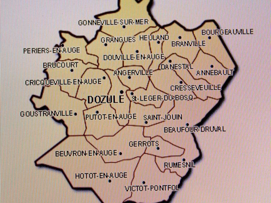 Carte de la paroisse Sainte Trinité des Monts